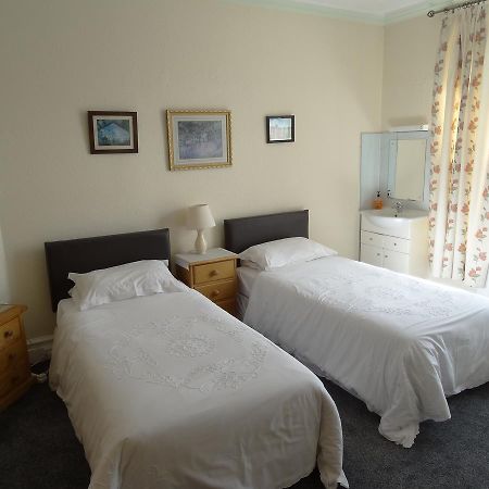 Beachmount Holiday Apartments Rhôs-on-Sea Buitenkant foto