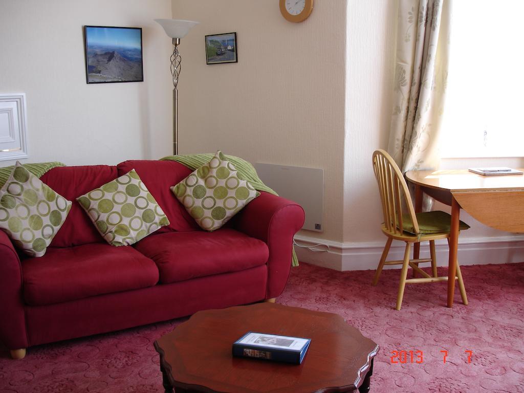 Beachmount Holiday Apartments Rhôs-on-Sea Kamer foto